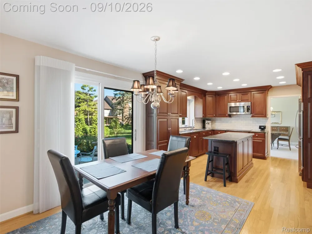 3569 Wedgewood Drive Rochester Hills City, MI 48306