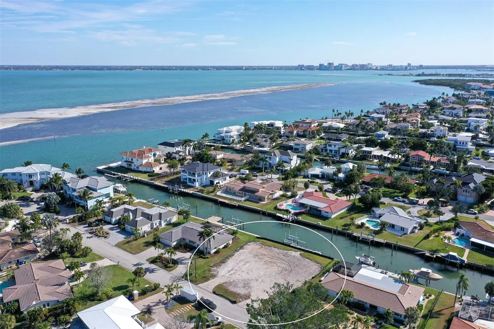 536 GUNWALE LANE Longboat Key, FL 34228