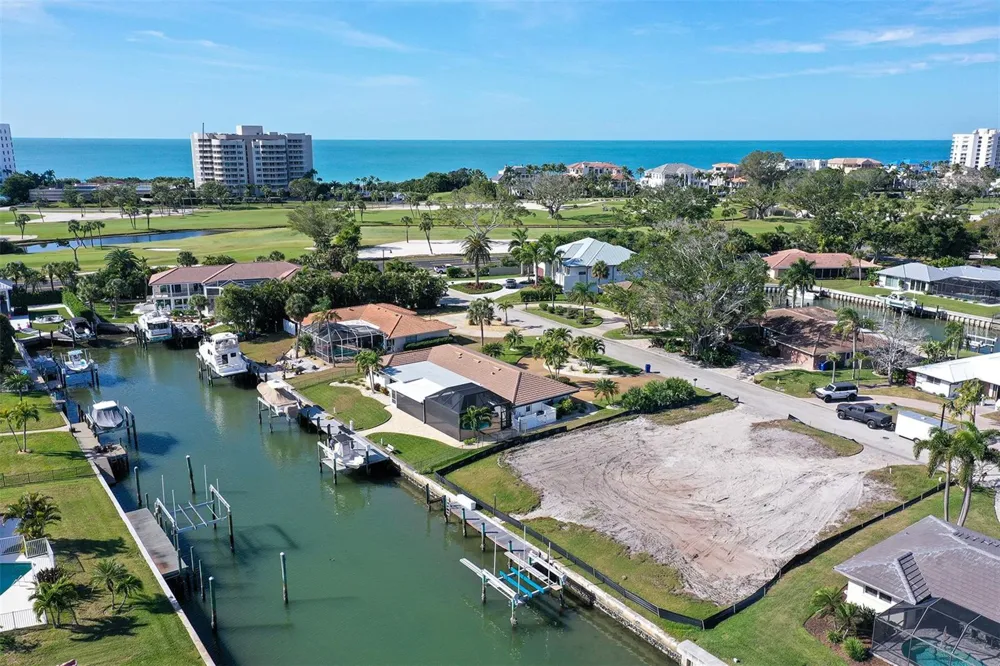 536 GUNWALE LANE Longboat Key, FL 34228