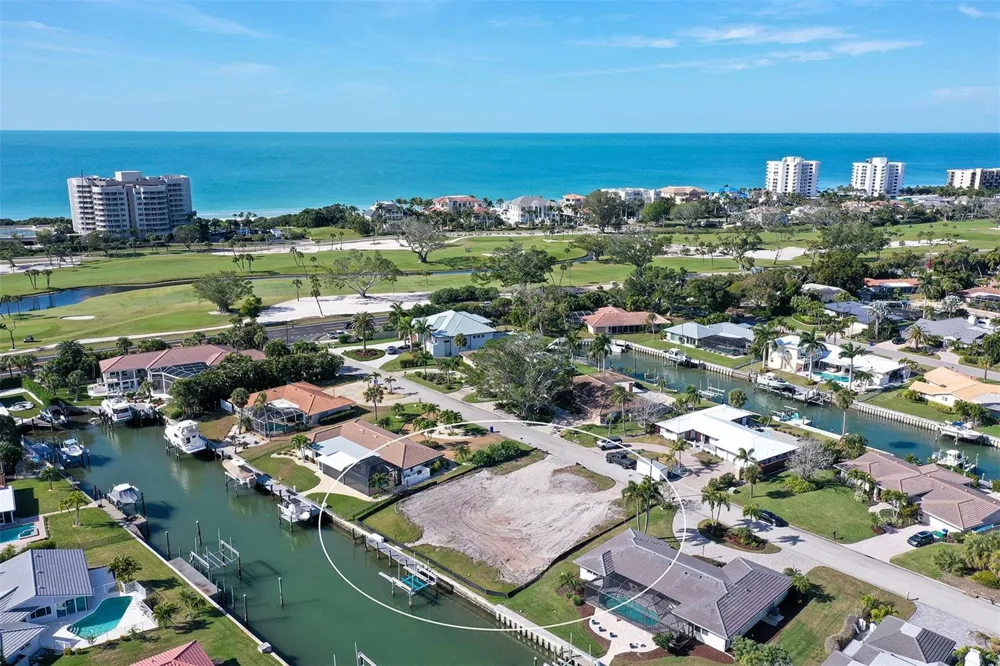 536 GUNWALE LANE Longboat Key, FL 34228