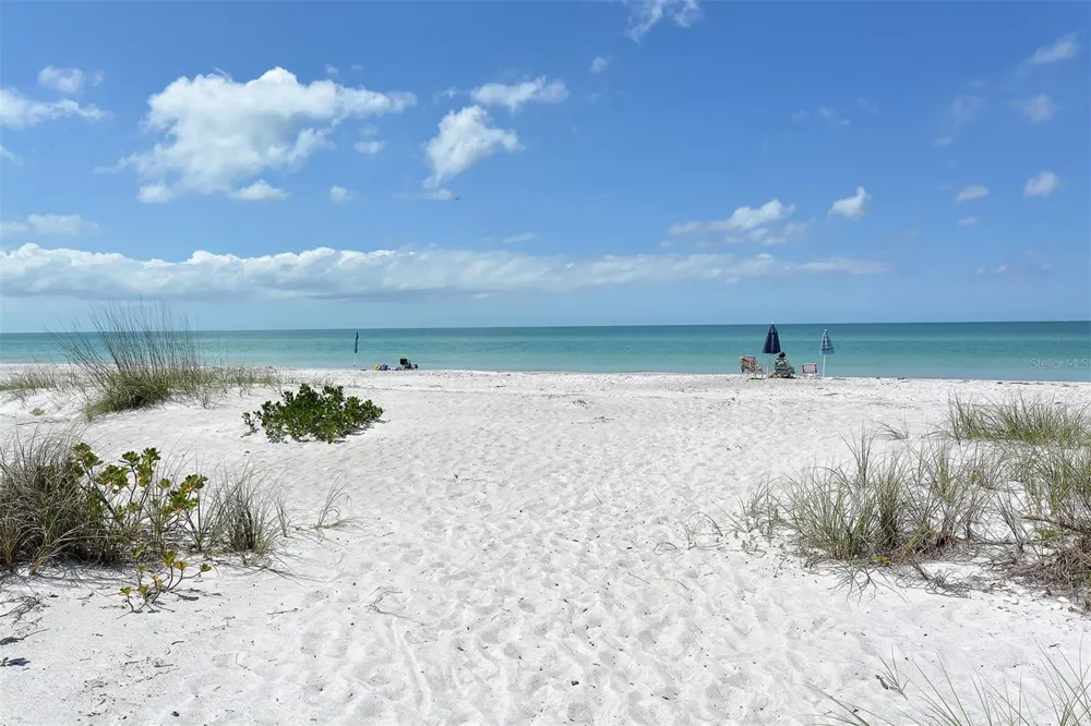 536 GUNWALE LANE Longboat Key, FL 34228