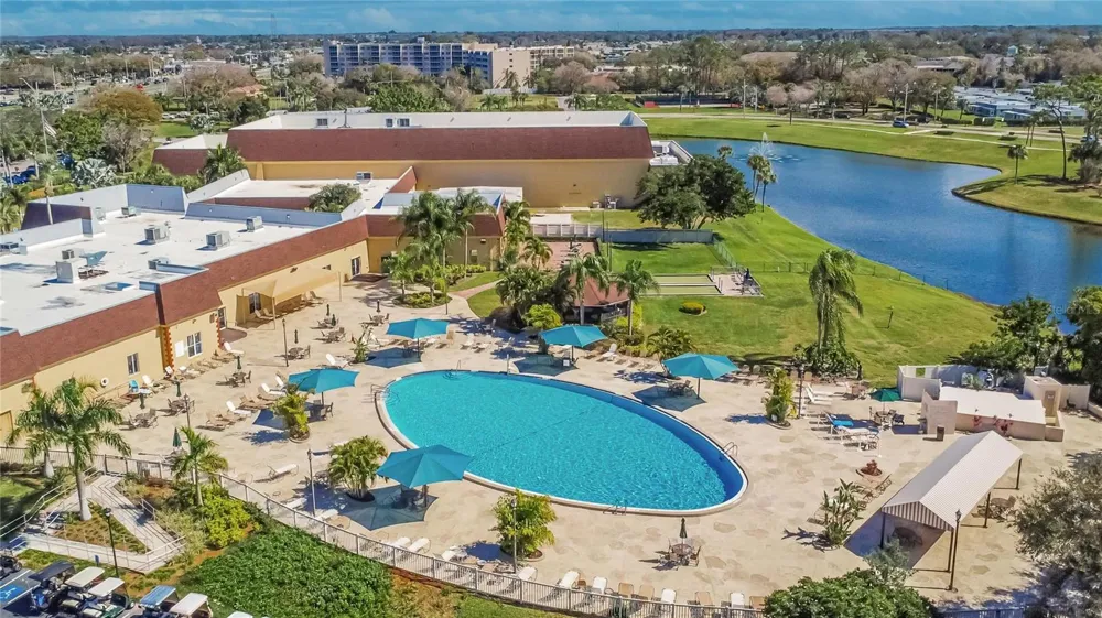 1917 INVERNESS GREENS DRIVE Sun City Center, FL 33573