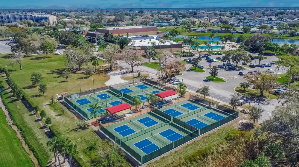 1917 INVERNESS GREENS DRIVE Sun City Center, FL 33573