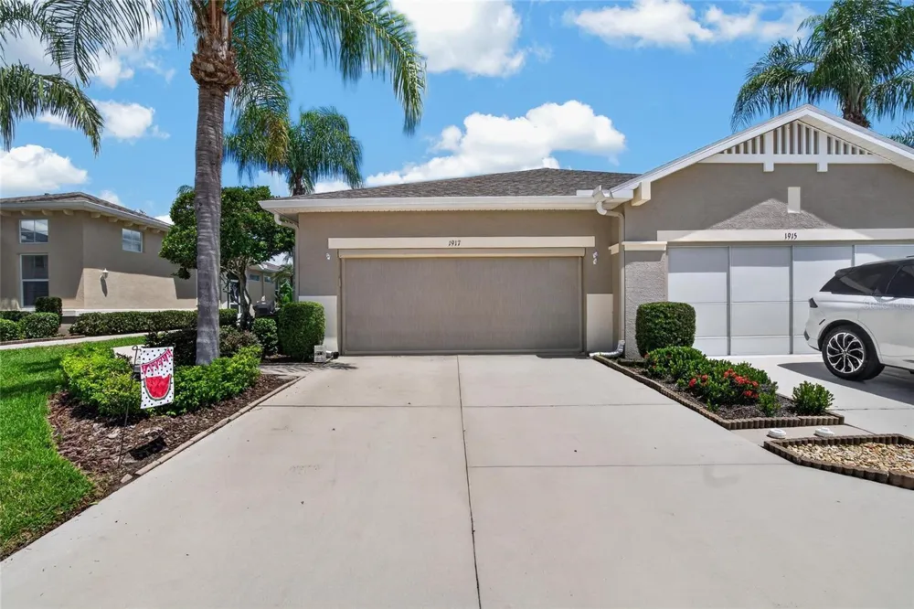 1917 INVERNESS GREENS DRIVE Sun City Center, FL 33573