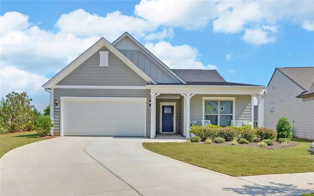 2457 Naples Street Hoschton, GA 30548