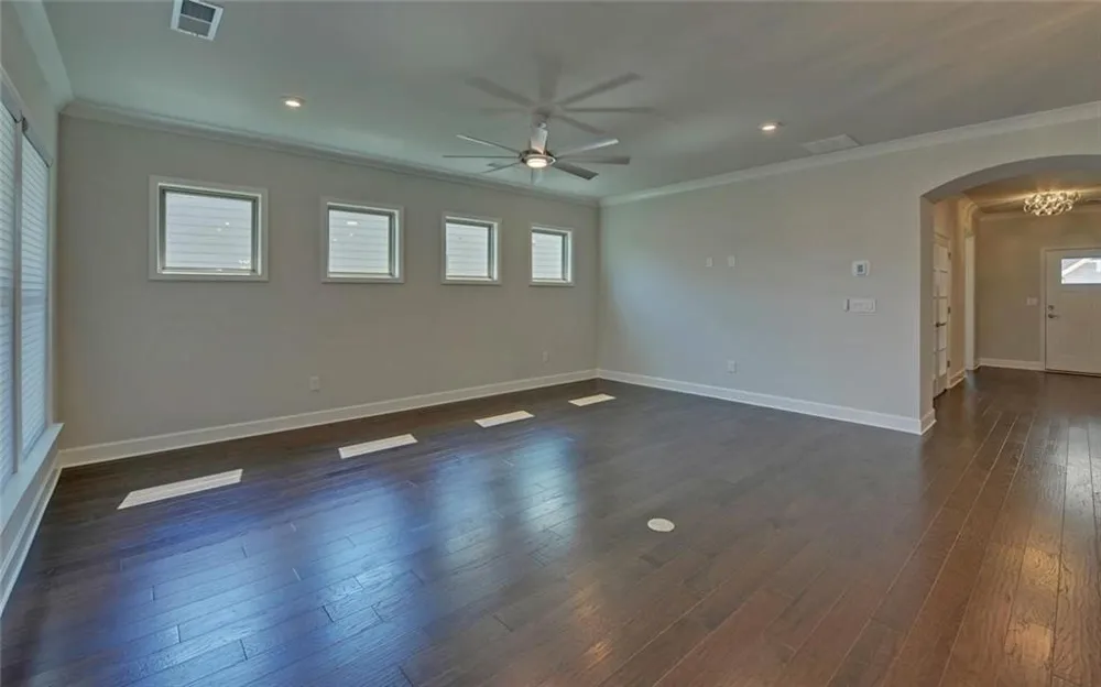 2457 Naples Street Hoschton, GA 30548