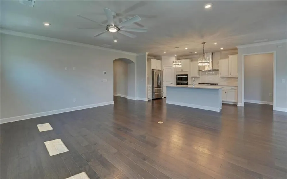 2457 Naples Street Hoschton, GA 30548