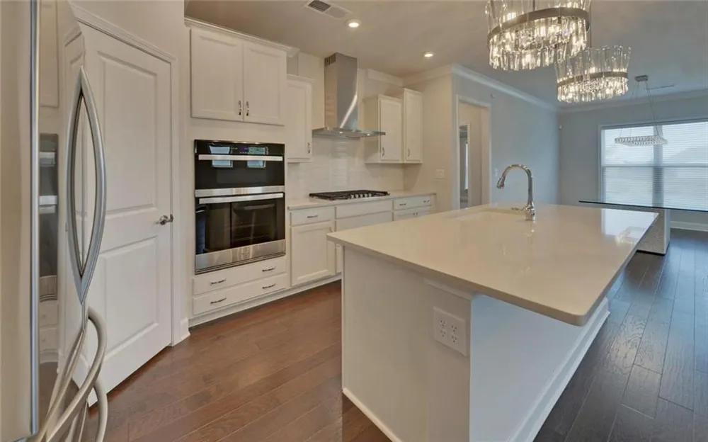 2457 Naples Street Hoschton, GA 30548