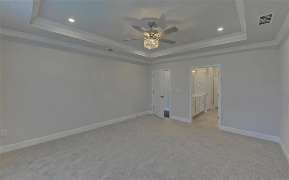 2457 Naples Street Hoschton, GA 30548