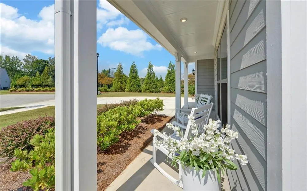 2457 Naples Street Hoschton, GA 30548