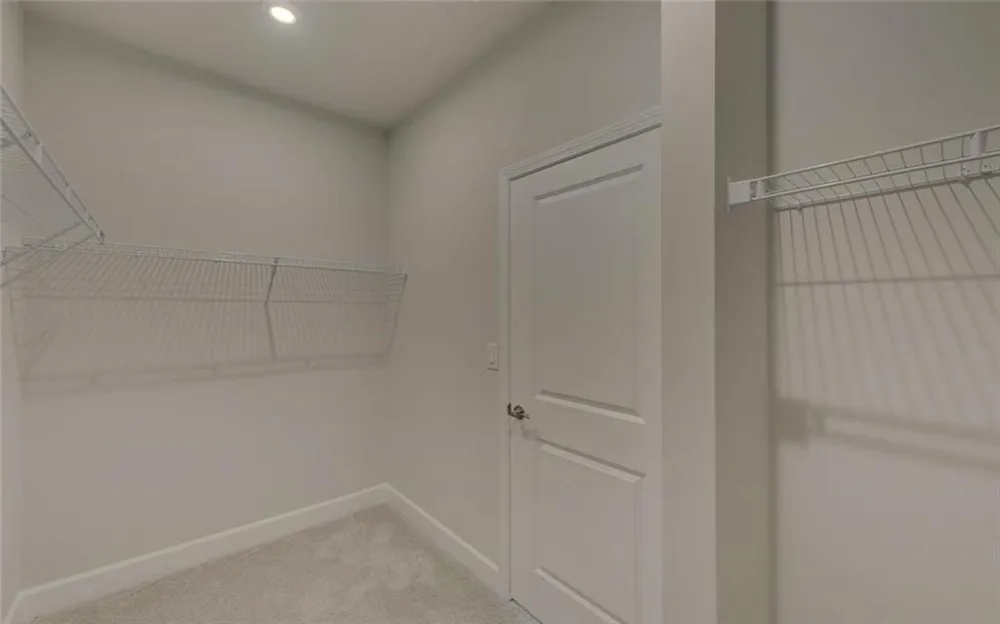 2457 Naples Street Hoschton, GA 30548