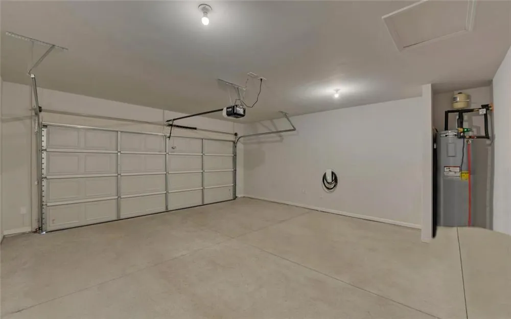 2457 Naples Street Hoschton, GA 30548