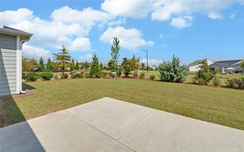 2457 Naples Street Hoschton, GA 30548