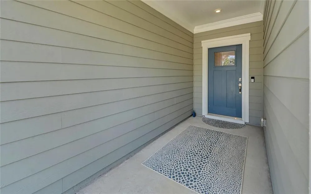 2457 Naples Street Hoschton, GA 30548