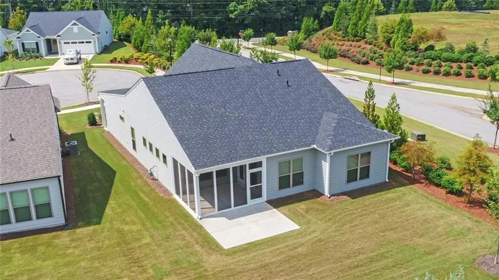 2457 Naples Street Hoschton, GA 30548
