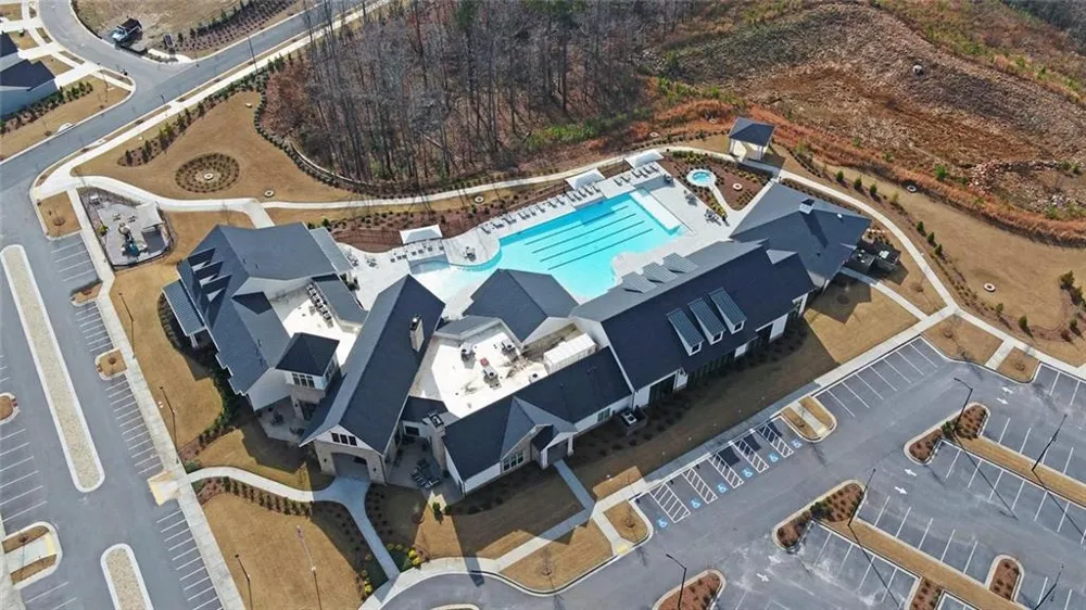 2457 Naples Street Hoschton, GA 30548