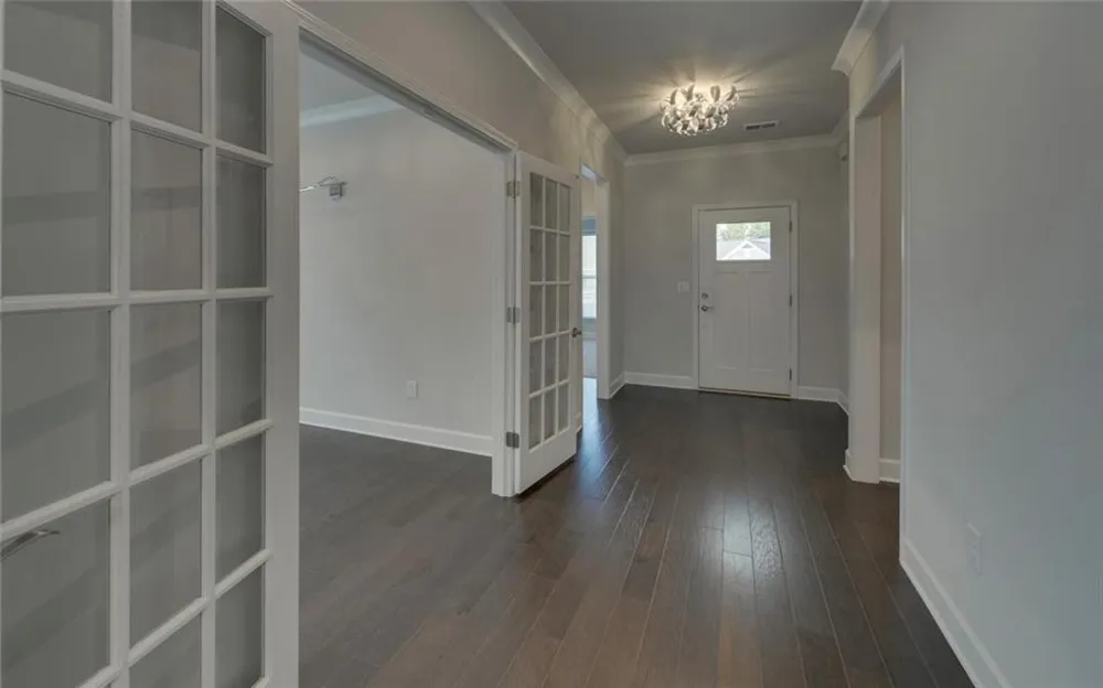 2457 Naples Street Hoschton, GA 30548