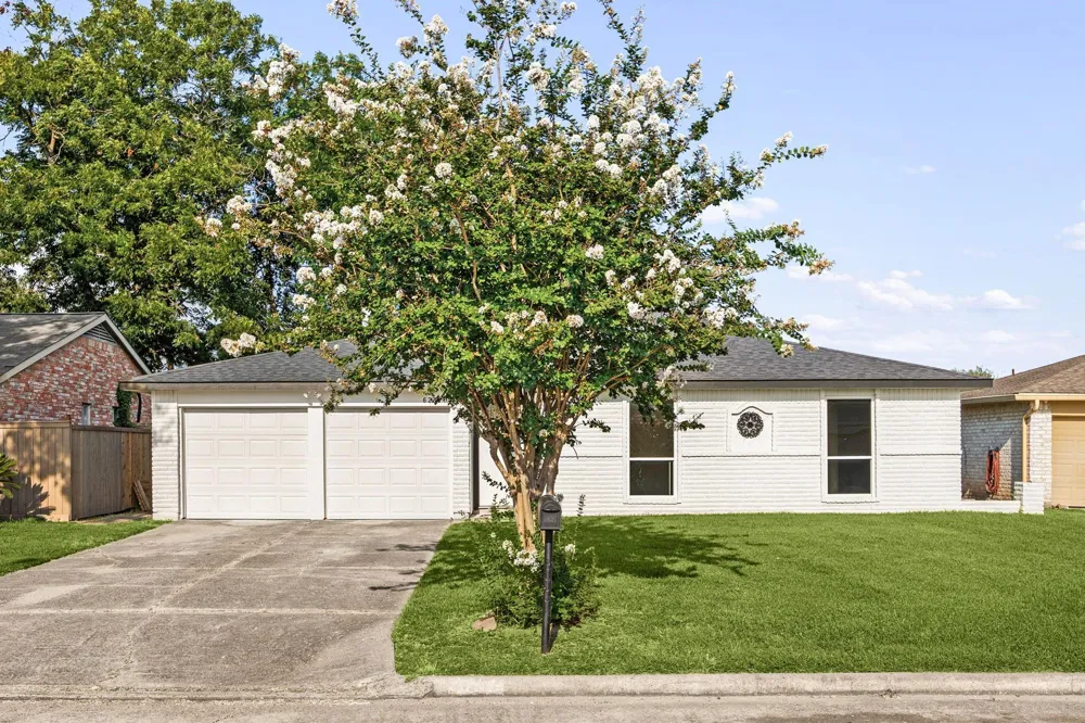 6235 Weststar Lane Houston, TX 77072
