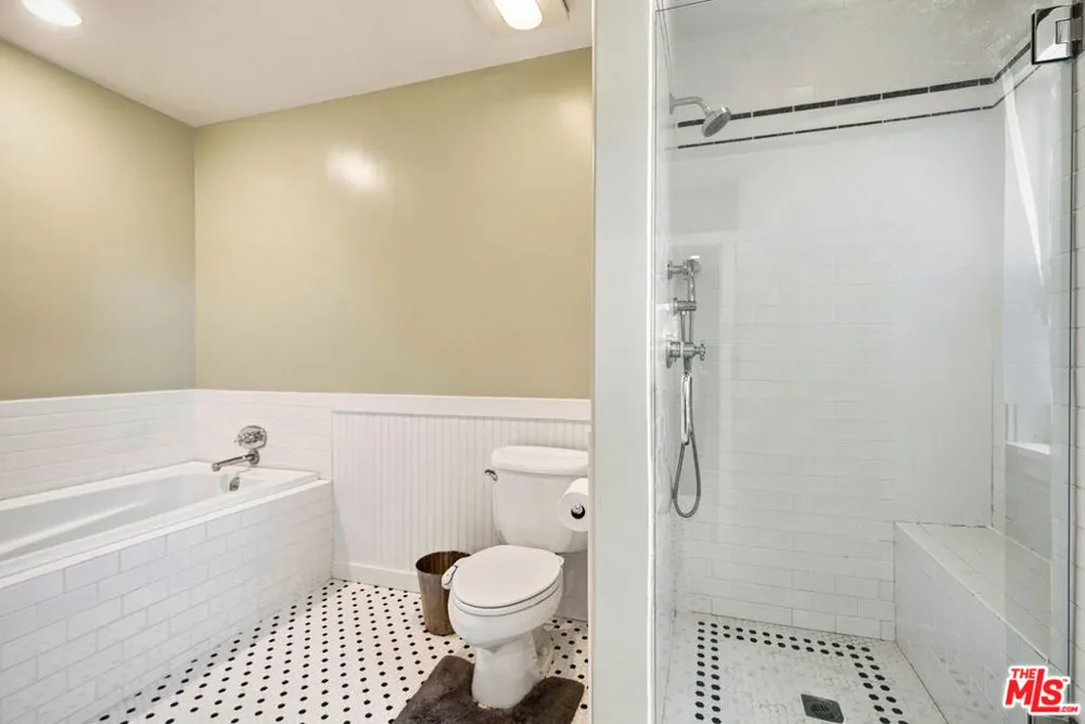 12123 Addison Street Los Angeles, CA 91607