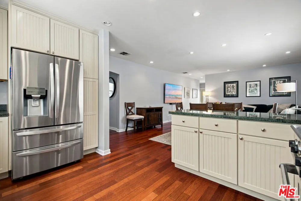12123 Addison Street Los Angeles, CA 91607