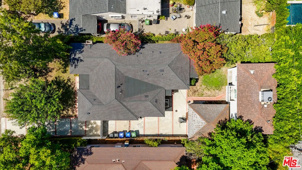 12123 Addison Street Los Angeles, CA 91607
