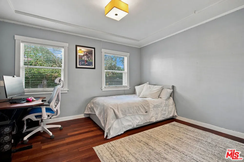 12123 Addison Street Los Angeles, CA 91607