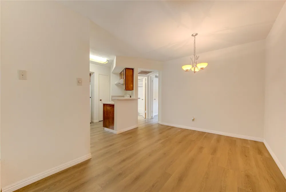 10811 Richmond Avenue #9 Houston, TX 77042