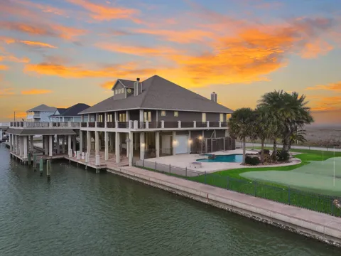 1239 Lagoon Drive