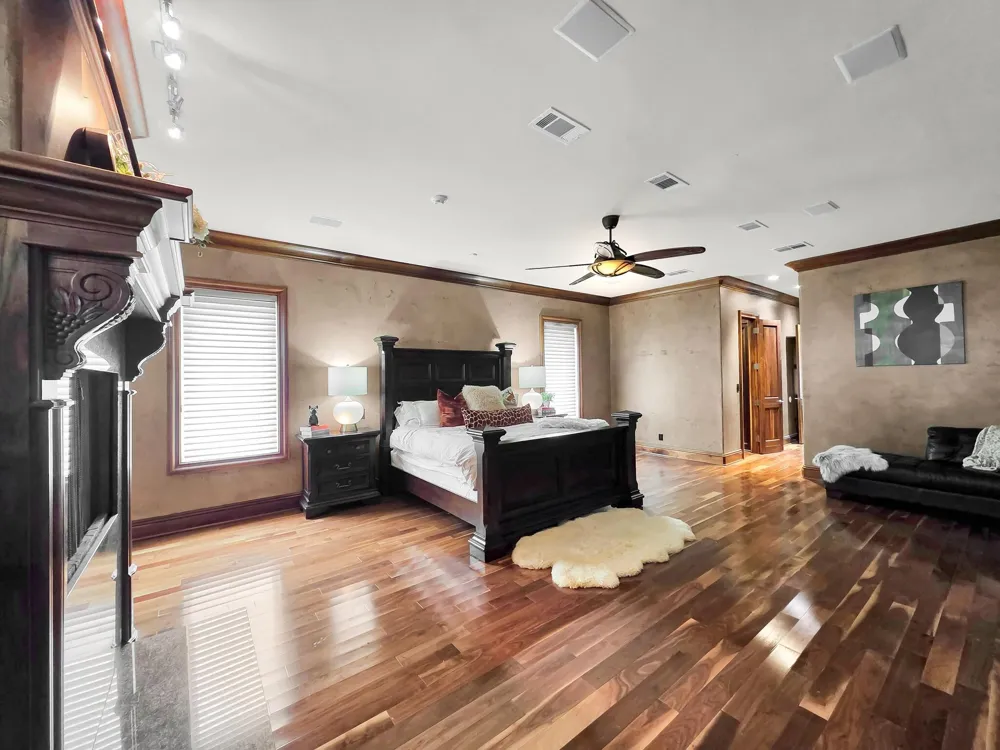 1239 Lagoon Drive Crystal Beach, TX 77650