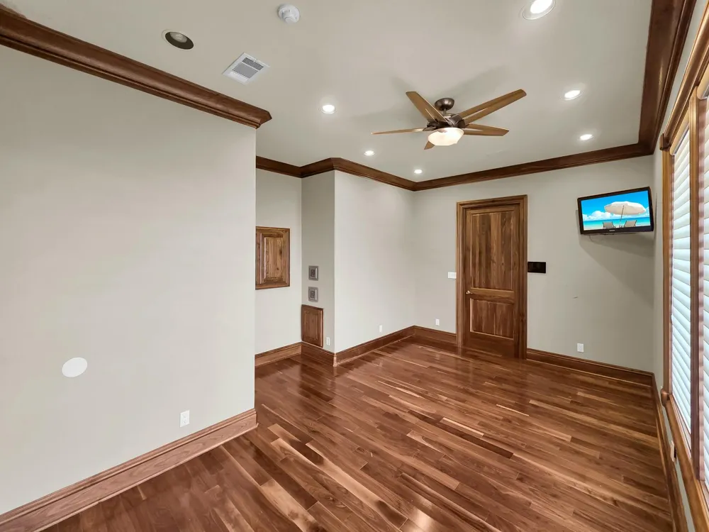 1239 Lagoon Drive Crystal Beach, TX 77650