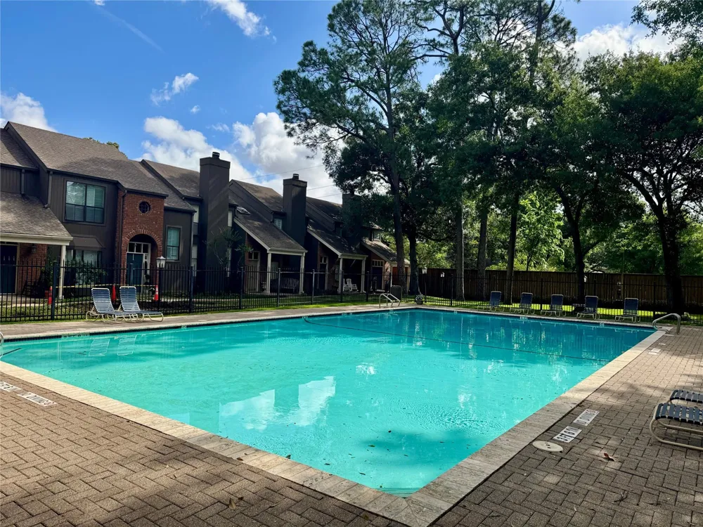 701 Bering Drive #1001 Houston, TX 77057