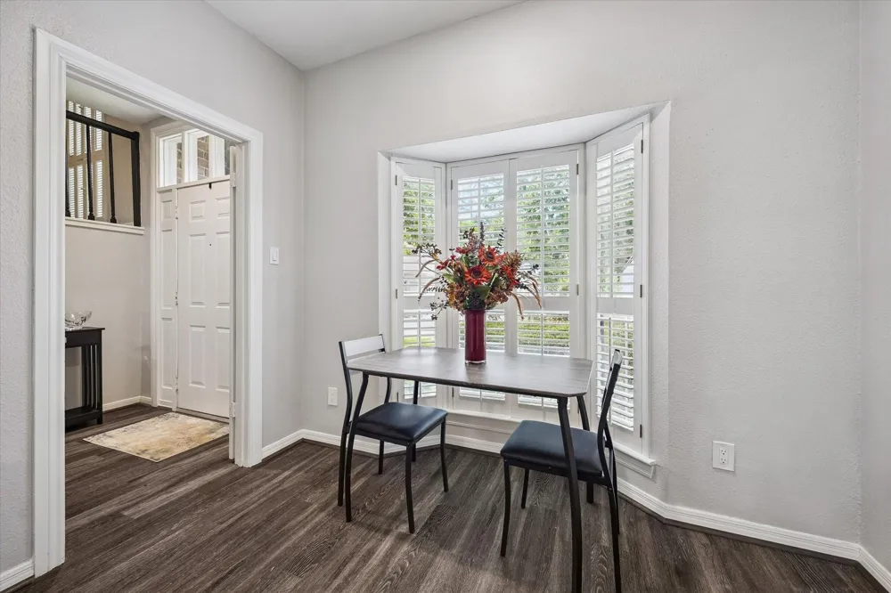 701 Bering Drive #1001 Houston, TX 77057