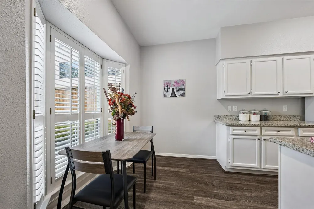 701 Bering Drive #1001 Houston, TX 77057