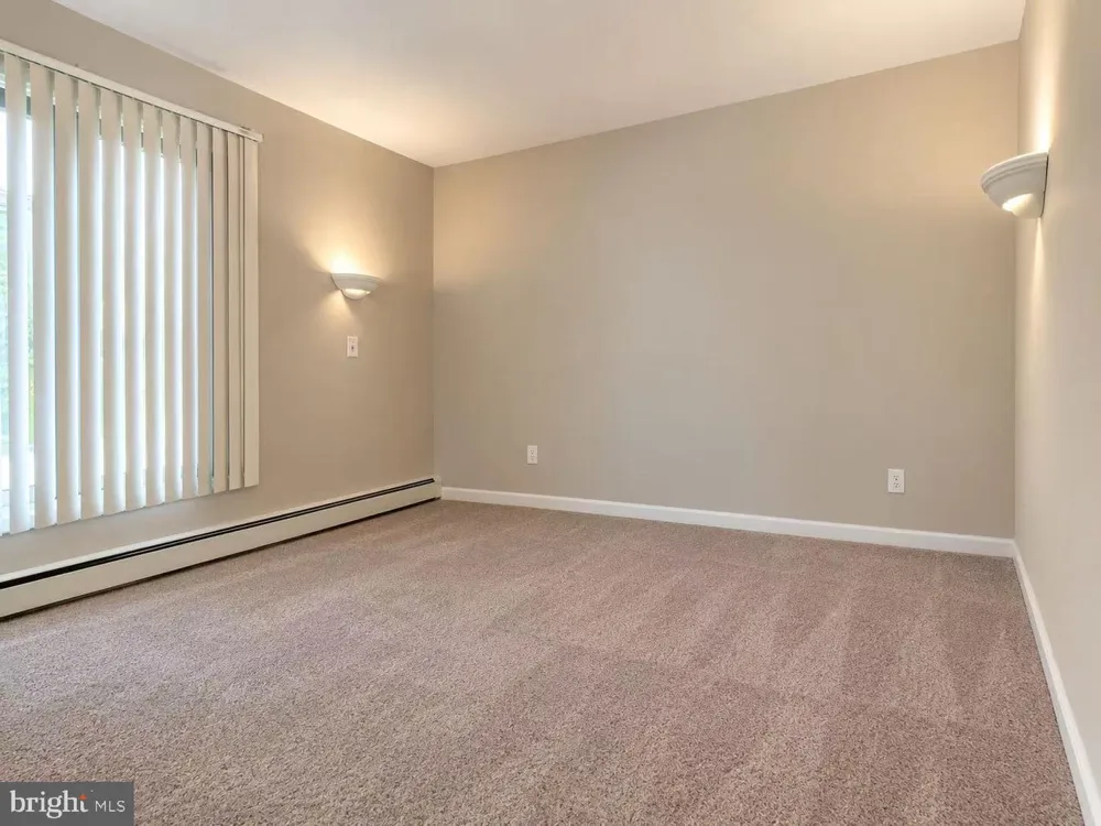 301 BROWNING LANE #52 Cherry Hill, NJ 08003