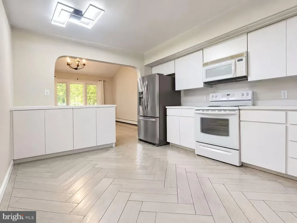 301 BROWNING LANE #52 Cherry Hill, NJ 08003
