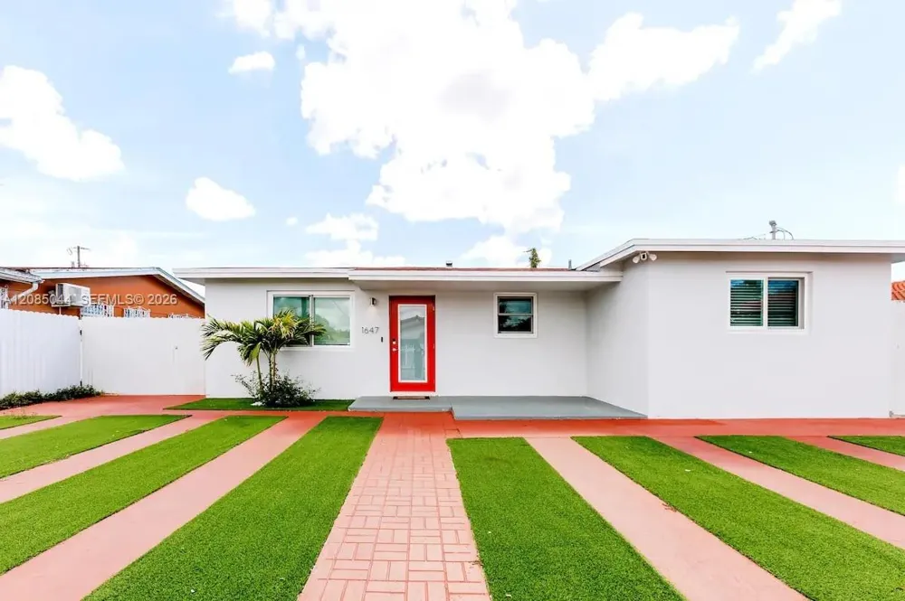 1647 NW 29th Ave #1 Miami, FL 33125