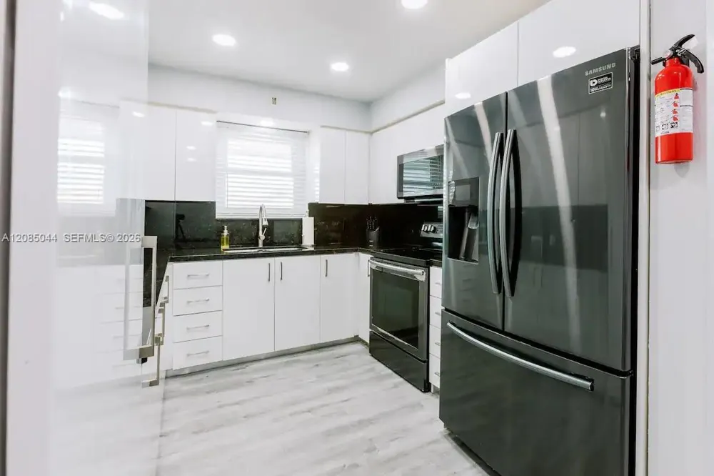 1647 NW 29th Ave #1 Miami, FL 33125