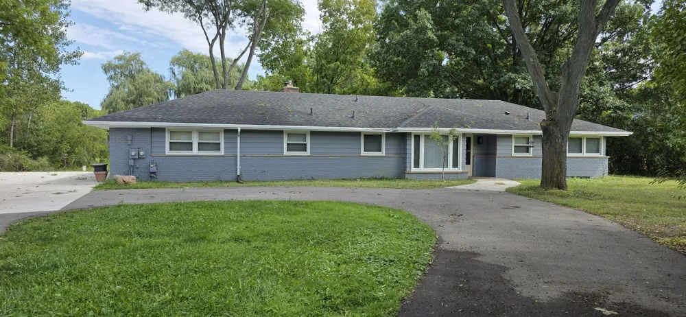 5335 Orchard Lake Road West Bloomfield, MI 48323