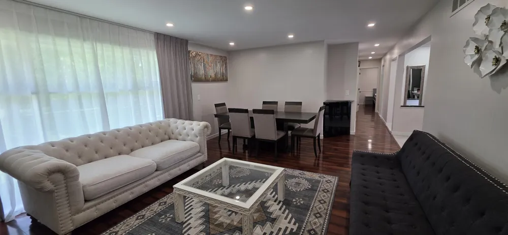 5335 Orchard Lake Road West Bloomfield, MI 48323
