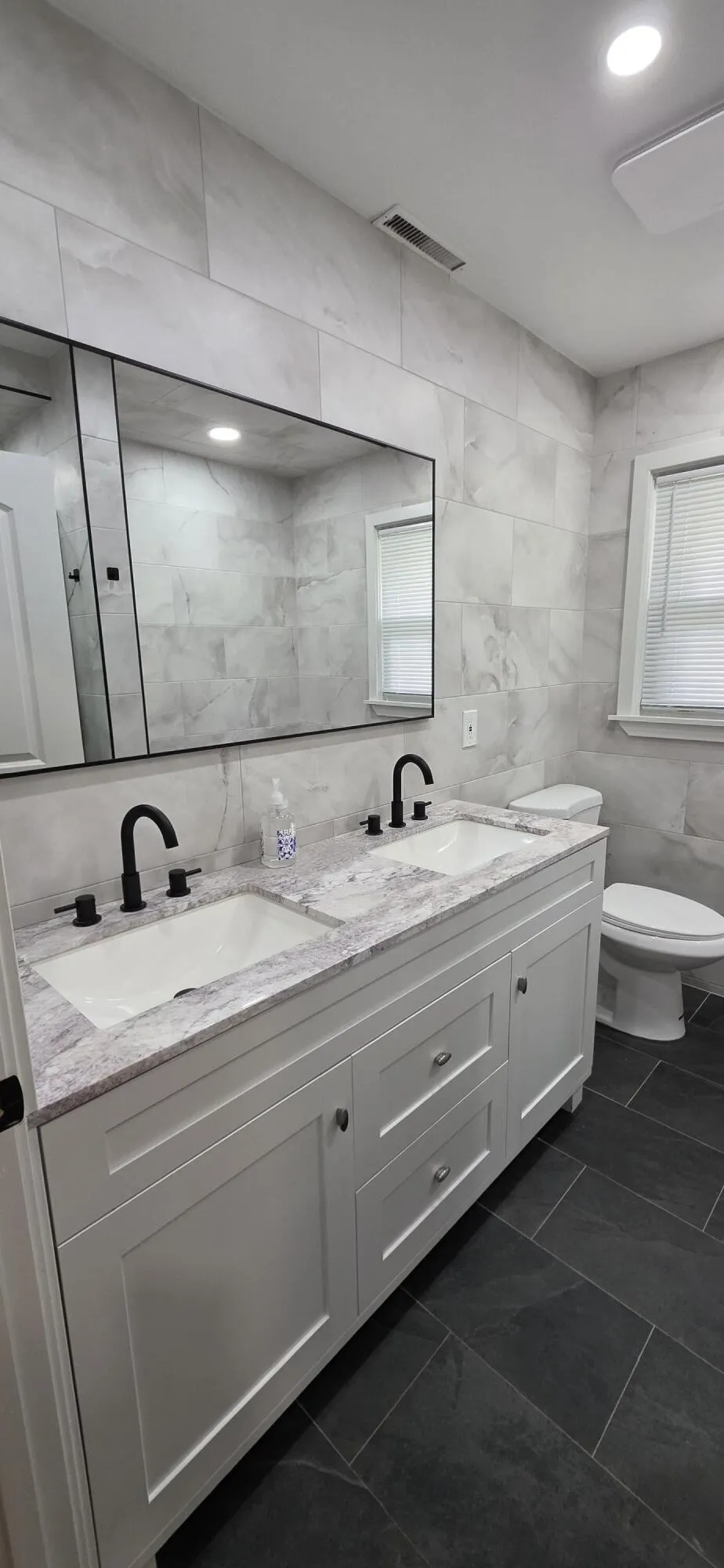 5335 Orchard Lake Road West Bloomfield, MI 48323