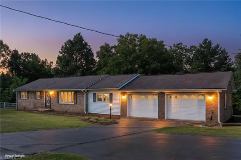 2036 Camp Springs Road