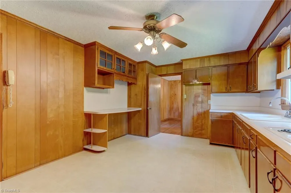 2036 Camp Springs Road Reidsville, NC 27320