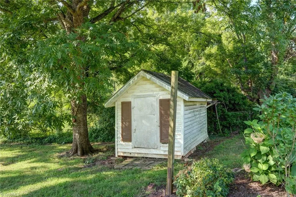 2036 Camp Springs Road Reidsville, NC 27320