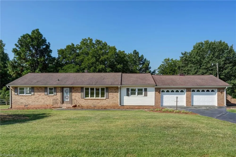 2036 Camp Springs Road Reidsville, NC 27320