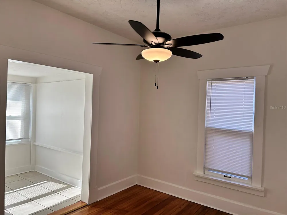 2443 4TH AVENUE St Petersburg, FL 33713
