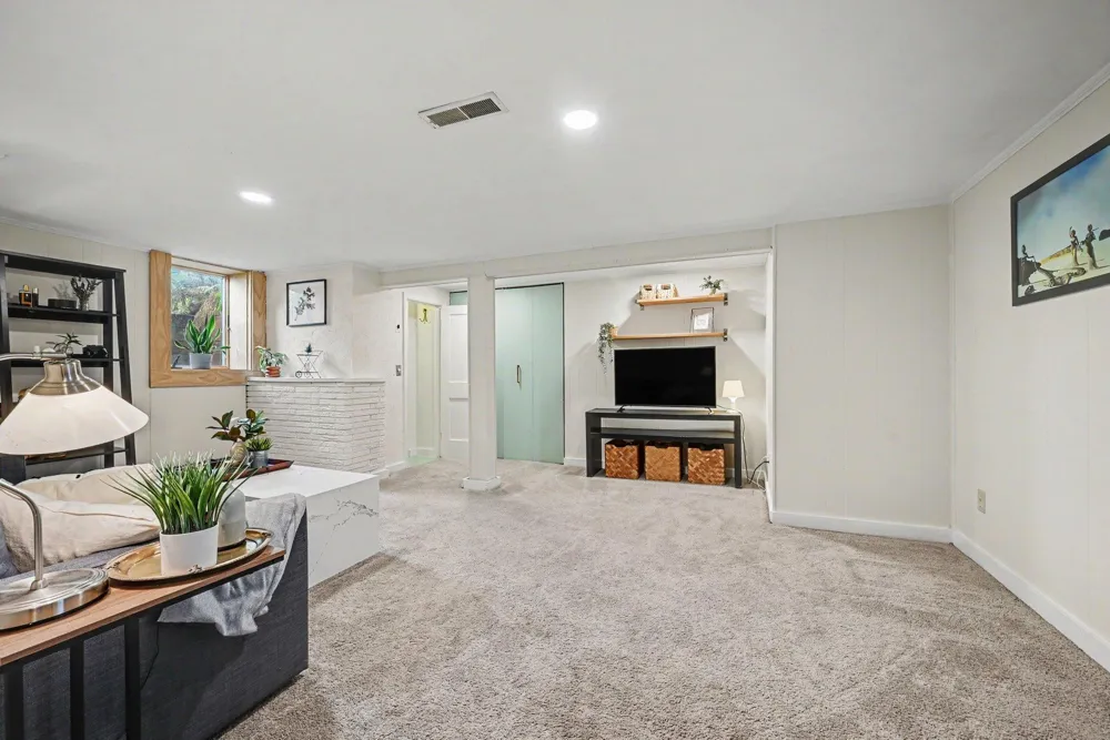 5940 Clinton Avenue Minneapolis, MN 55419