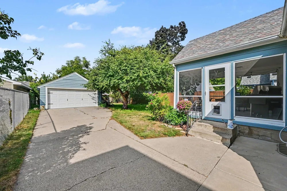 5940 Clinton Avenue Minneapolis, MN 55419