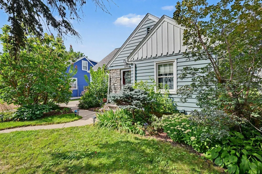 5940 Clinton Avenue Minneapolis, MN 55419