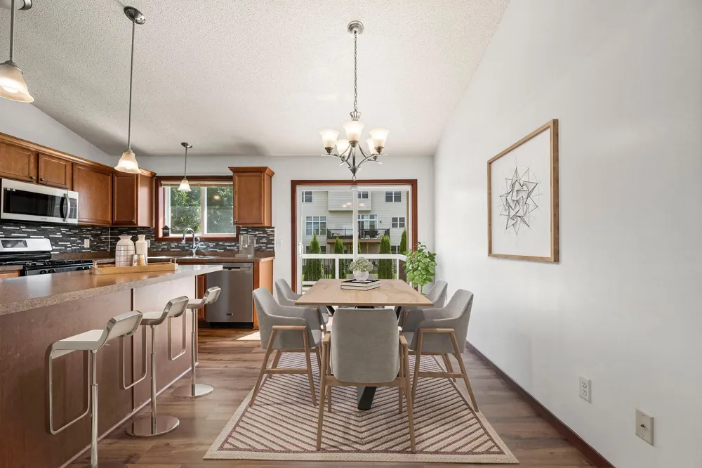 526 Hackney Avenue Shakopee, MN 55379
