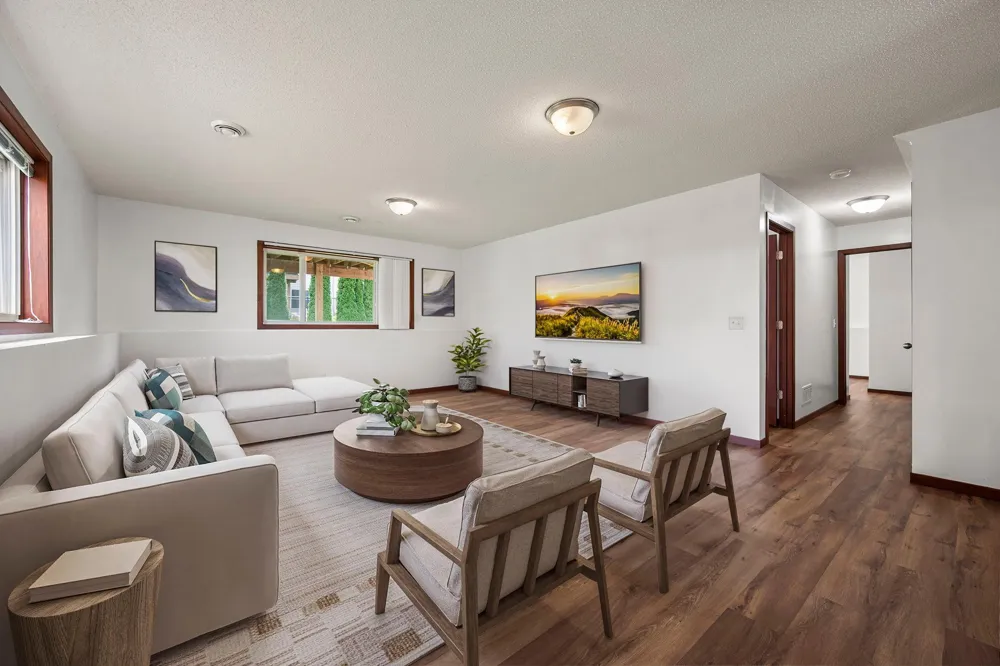 526 Hackney Avenue Shakopee, MN 55379